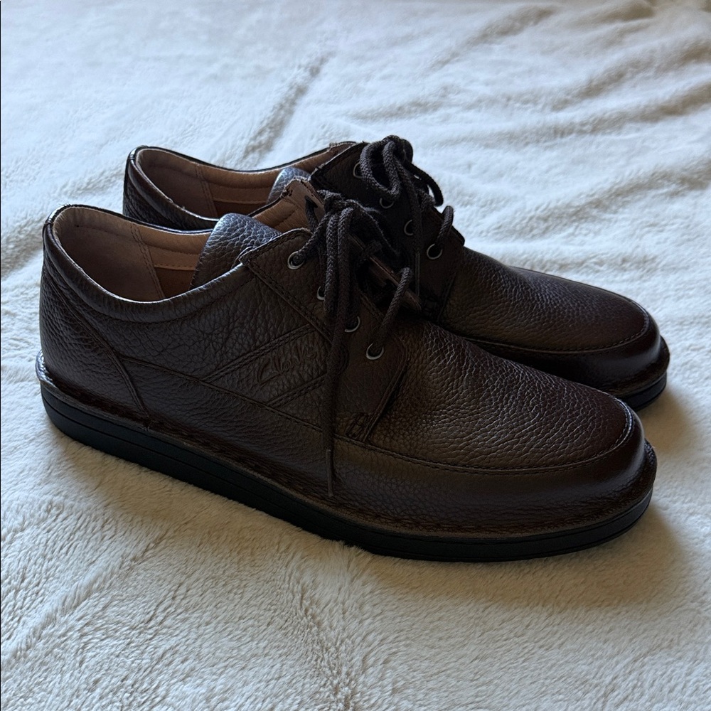 NWT Clarks Men's Brown Leather Shoes